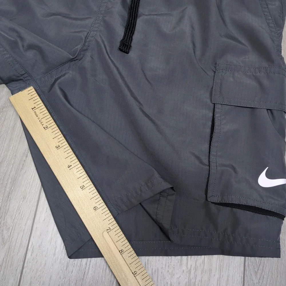 Nike Cargo Swim Shorts Mens Small Gray 6.5